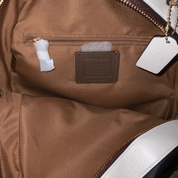 NWT Coach Jordyn Backpack Signature Canvas w/Varsity Motif Below $450 Retail - Picture 5 of 7